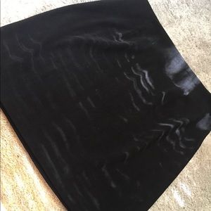 black skirt